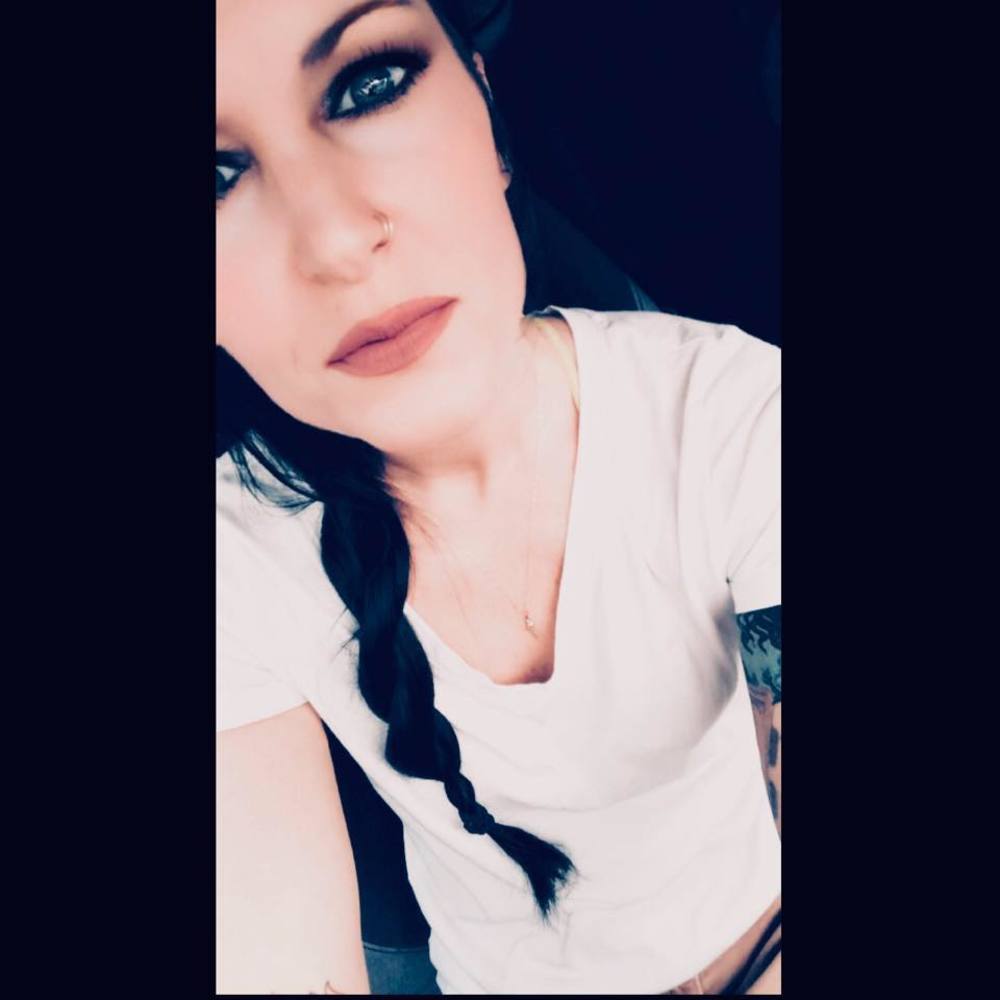 Meet your Posher, Teri